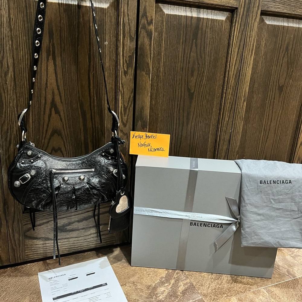 😻Balenciaga Le Cagole Small Black!💫 BRAND NEW!